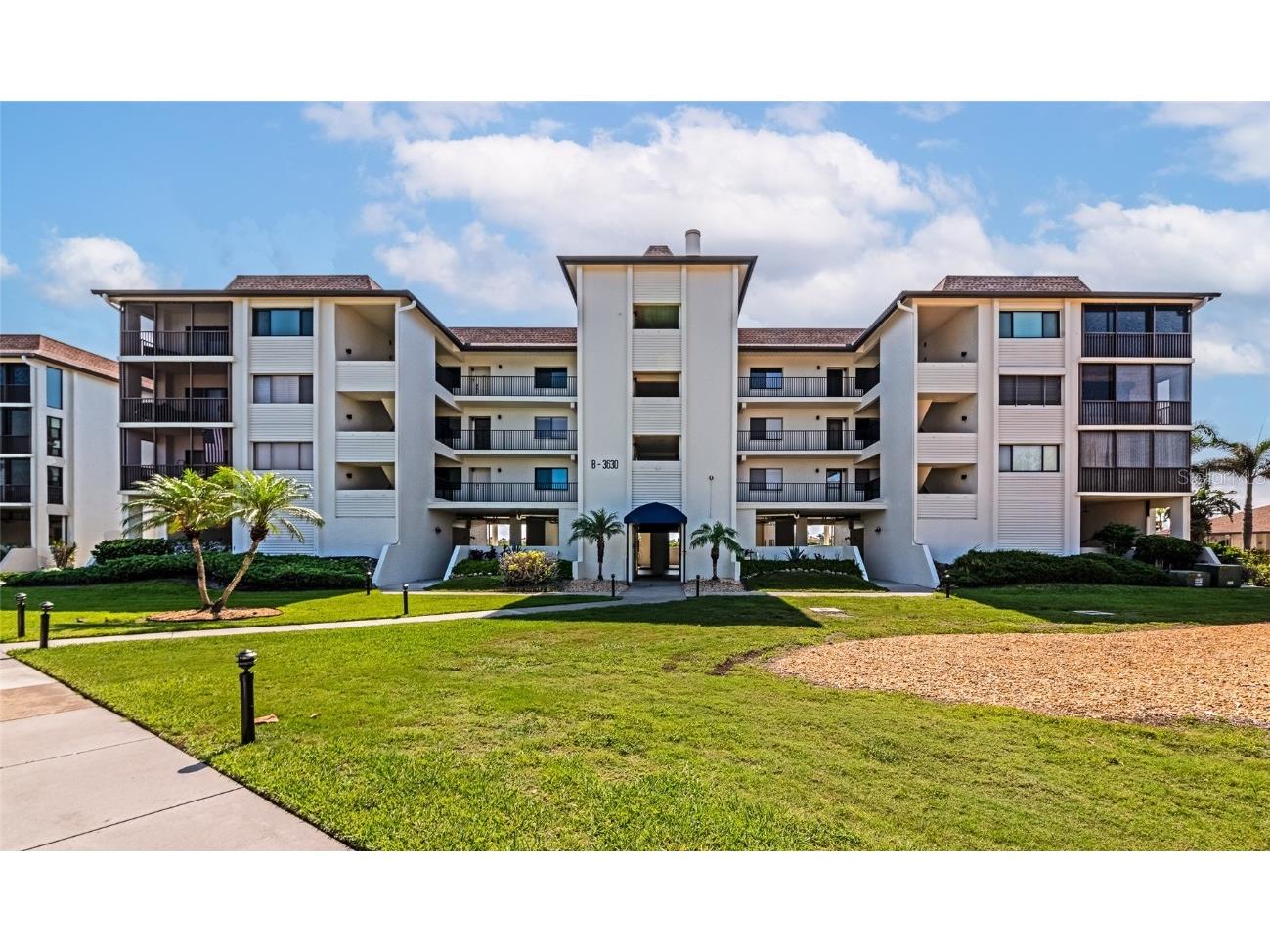 3630 Gulf Of Mexico Drive #202 Longboat Key FL 34228 - BUTTONWOOD HARBOUR/GULF OF MEX A4654677 image1