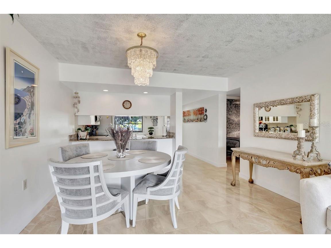 3630 Whitehall Drive #105 West Palm Beach FL 33401 O6363754 image12