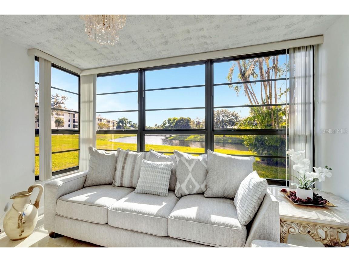 3630 Whitehall Drive #105 West Palm Beach FL 33401 O6363754 image18