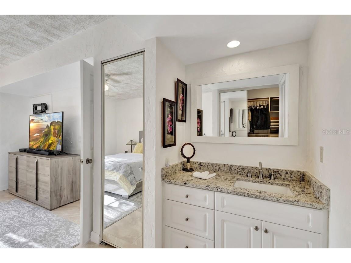 3630 Whitehall Drive #105 West Palm Beach FL 33401 O6363754 image23