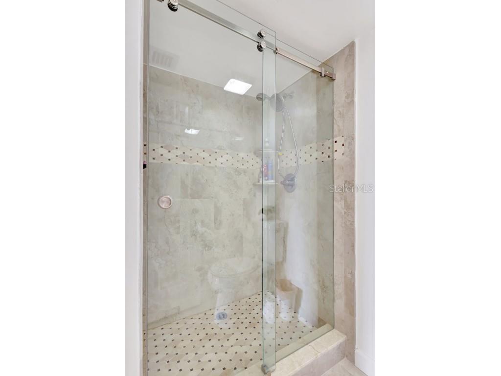 3630 Whitehall Drive #105 West Palm Beach FL 33401 O6363754 image25