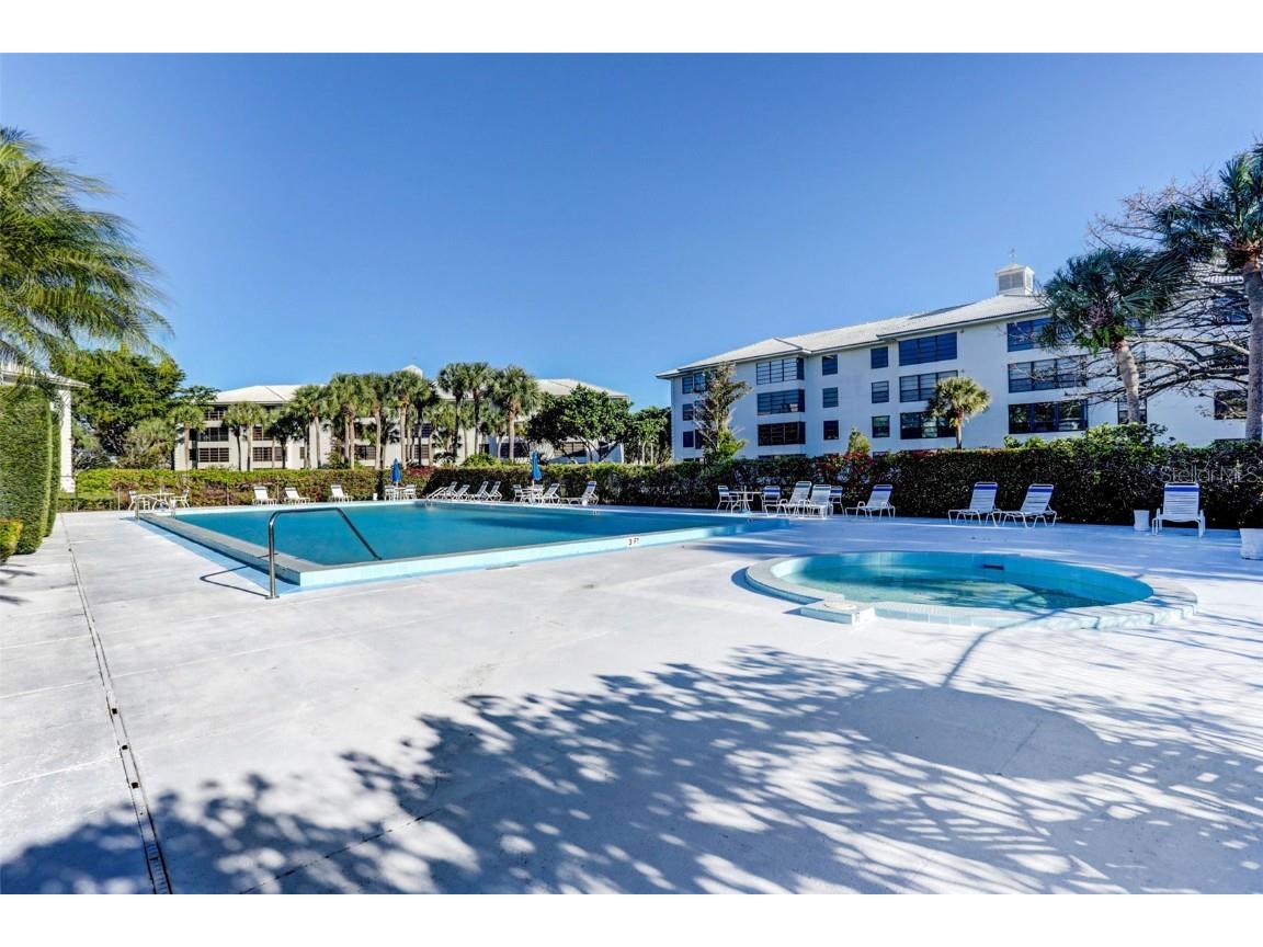 3630 Whitehall Drive #105 West Palm Beach FL 33401 O6363754 image36