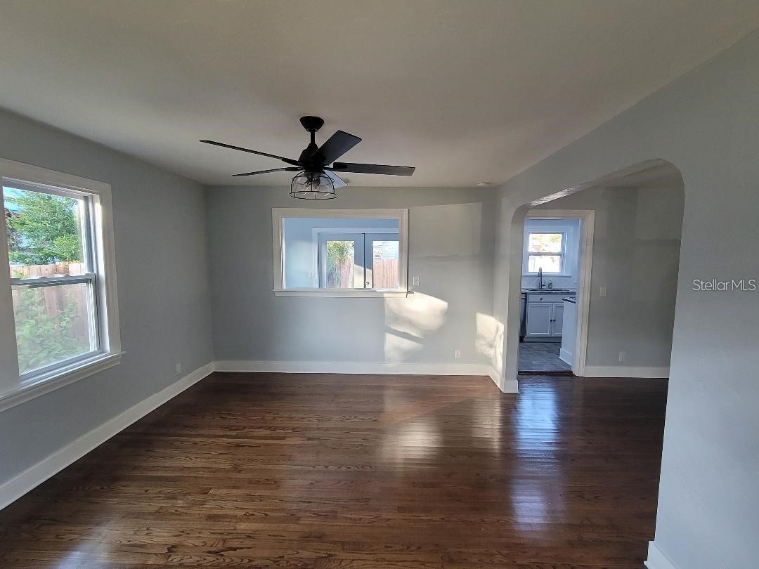 3631 N 4th Avenue N Saint Petersburg FL 33713 TB8520574 image3