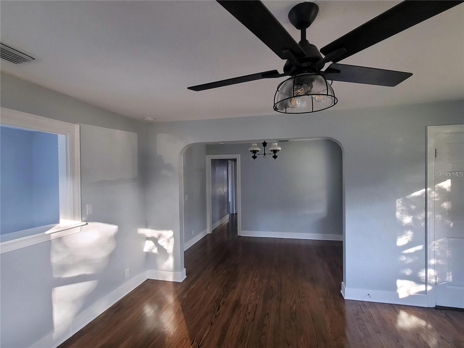 3631 N 4th Avenue N Saint Petersburg FL 33713 TB8520574 image4