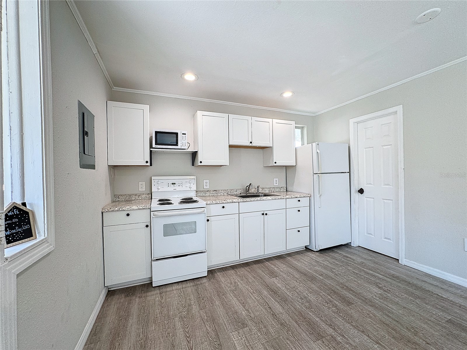 3631 Park Street N Saint Petersburg FL 33710 TB8492106 image46