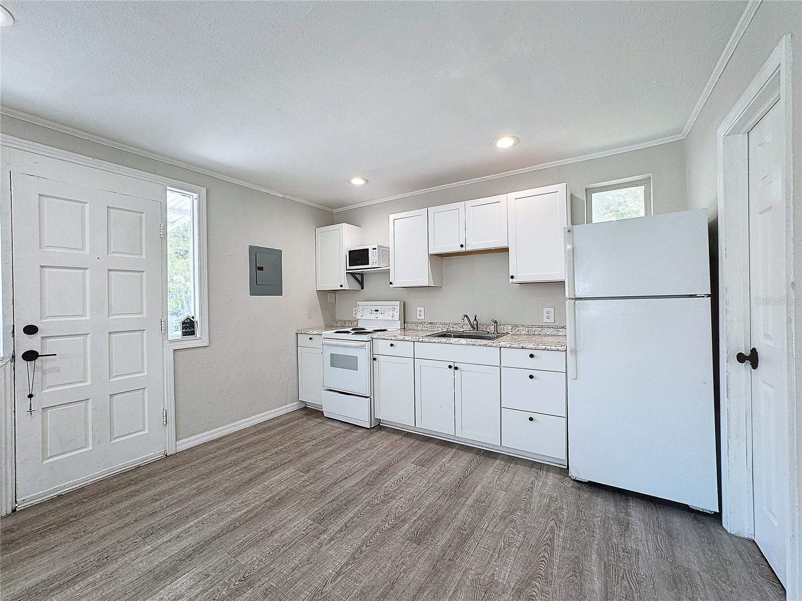 3631 Park Street N Saint Petersburg FL 33710 TB8492106 image47