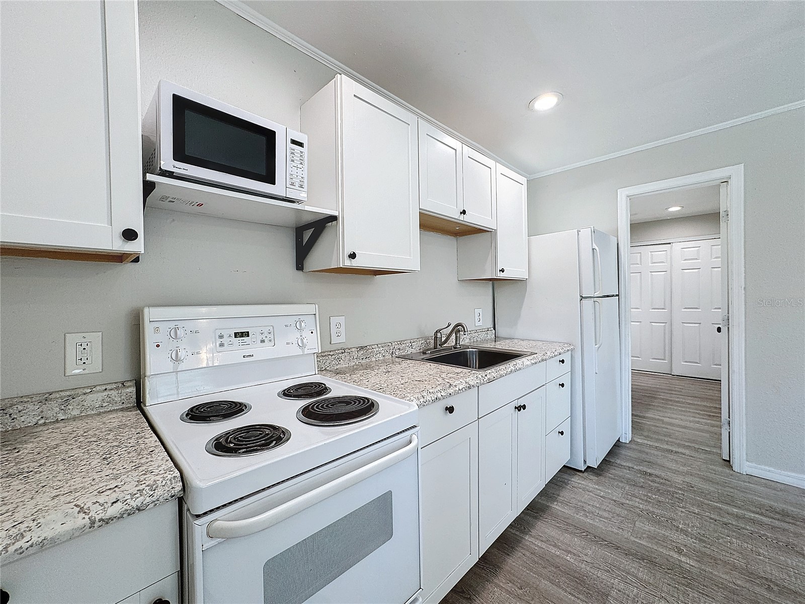 3631 Park Street N Saint Petersburg FL 33710 TB8492106 image48