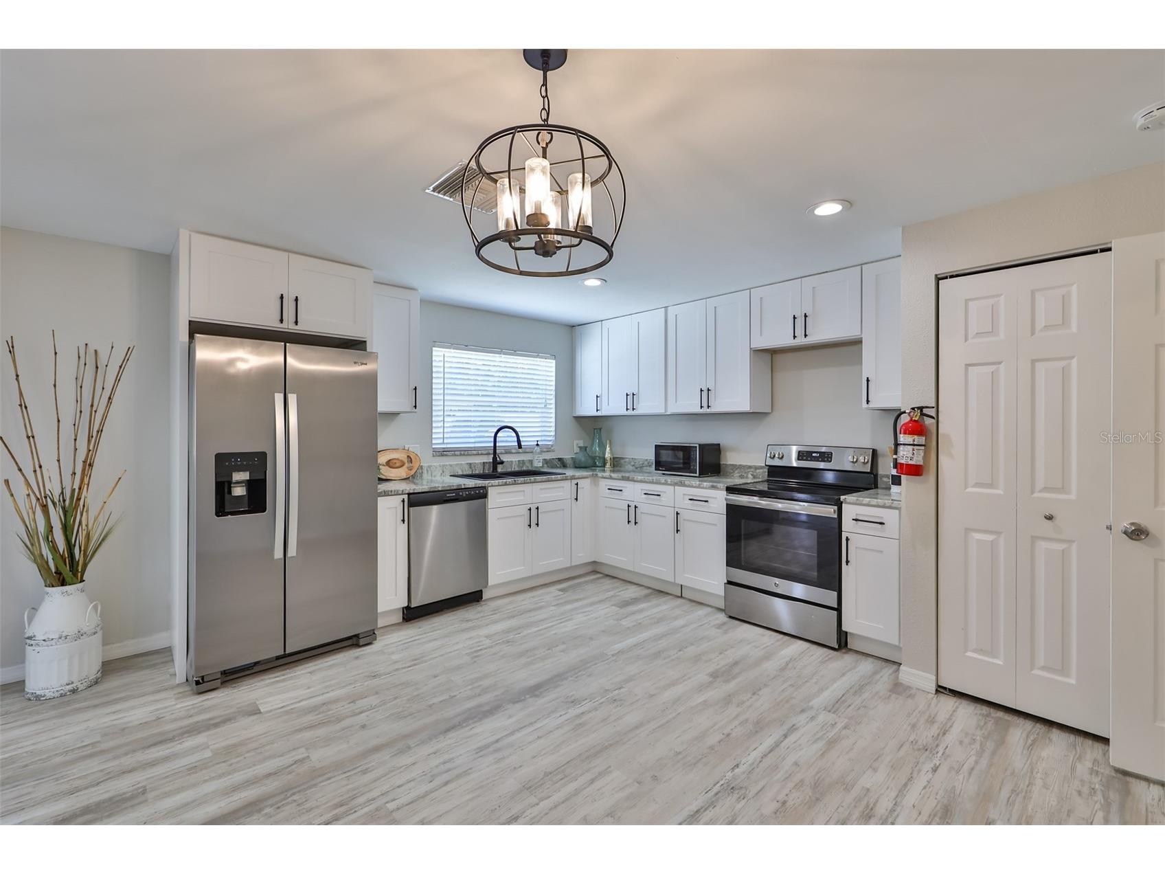 3631 Park Street N Saint Petersburg FL 33710 TB8492106 image7
