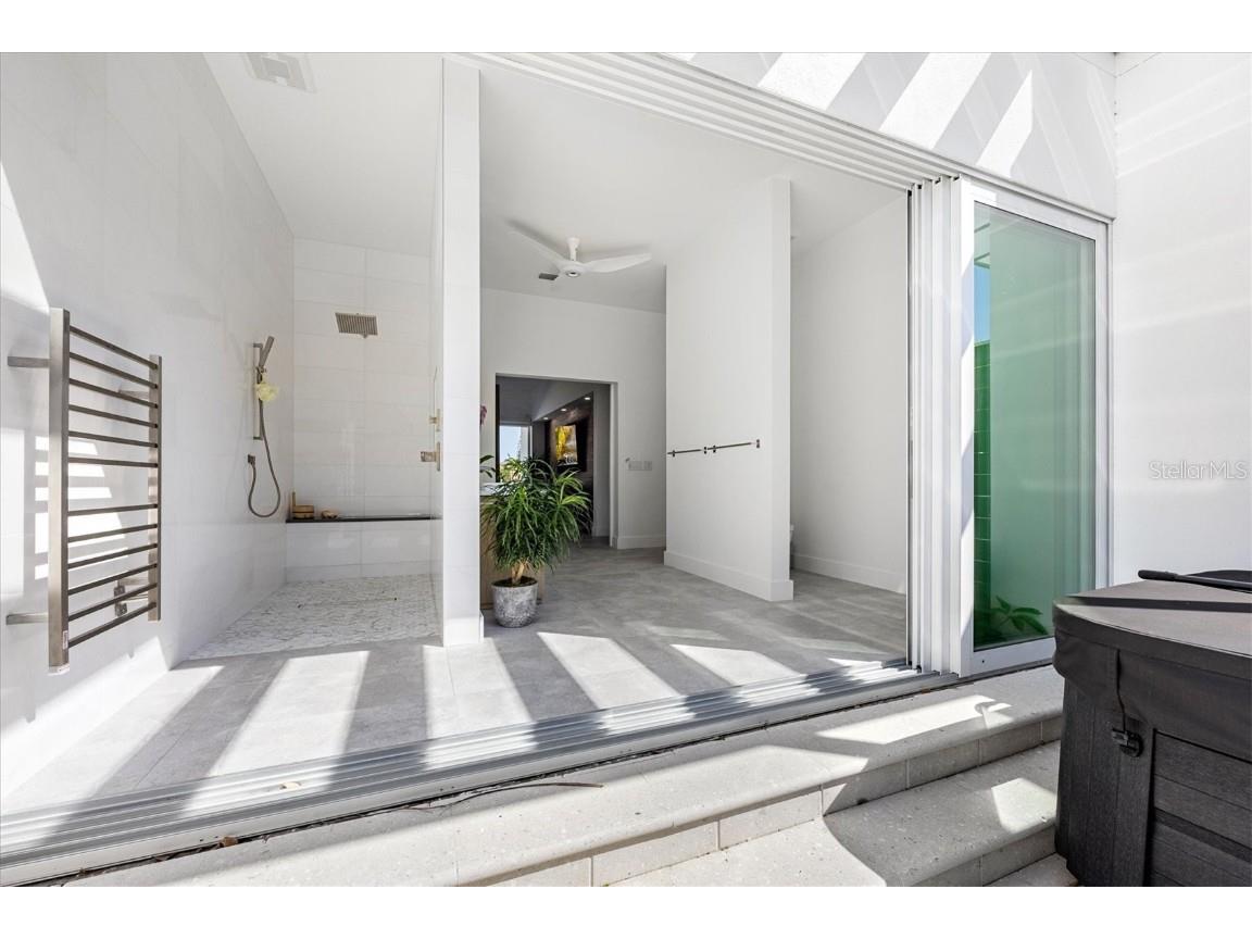 3631 San Remo Terrace Sarasota FL 34239 A4669078 image26