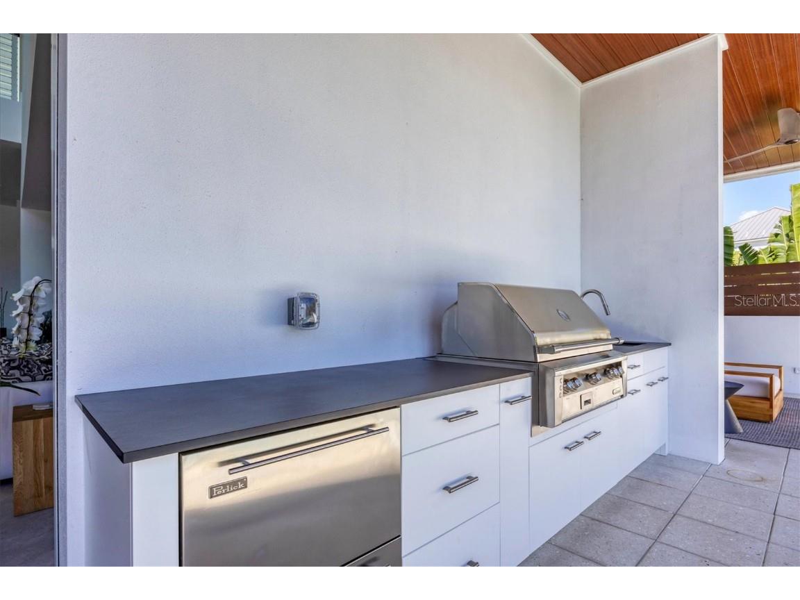 3631 San Remo Terrace Sarasota FL 34239 A4669078 image54