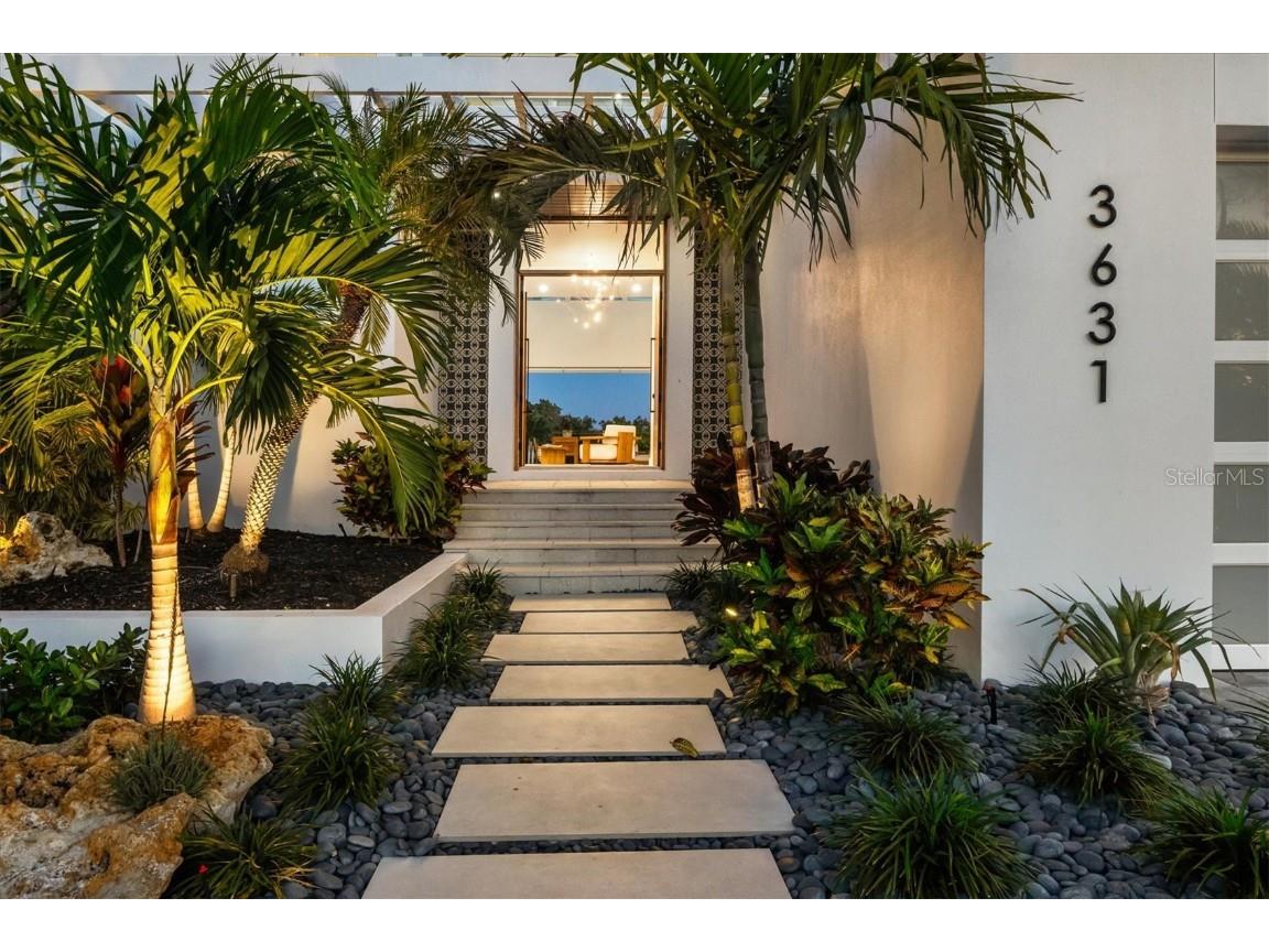 3631 San Remo Terrace Sarasota FL 34239 A4669078 image6