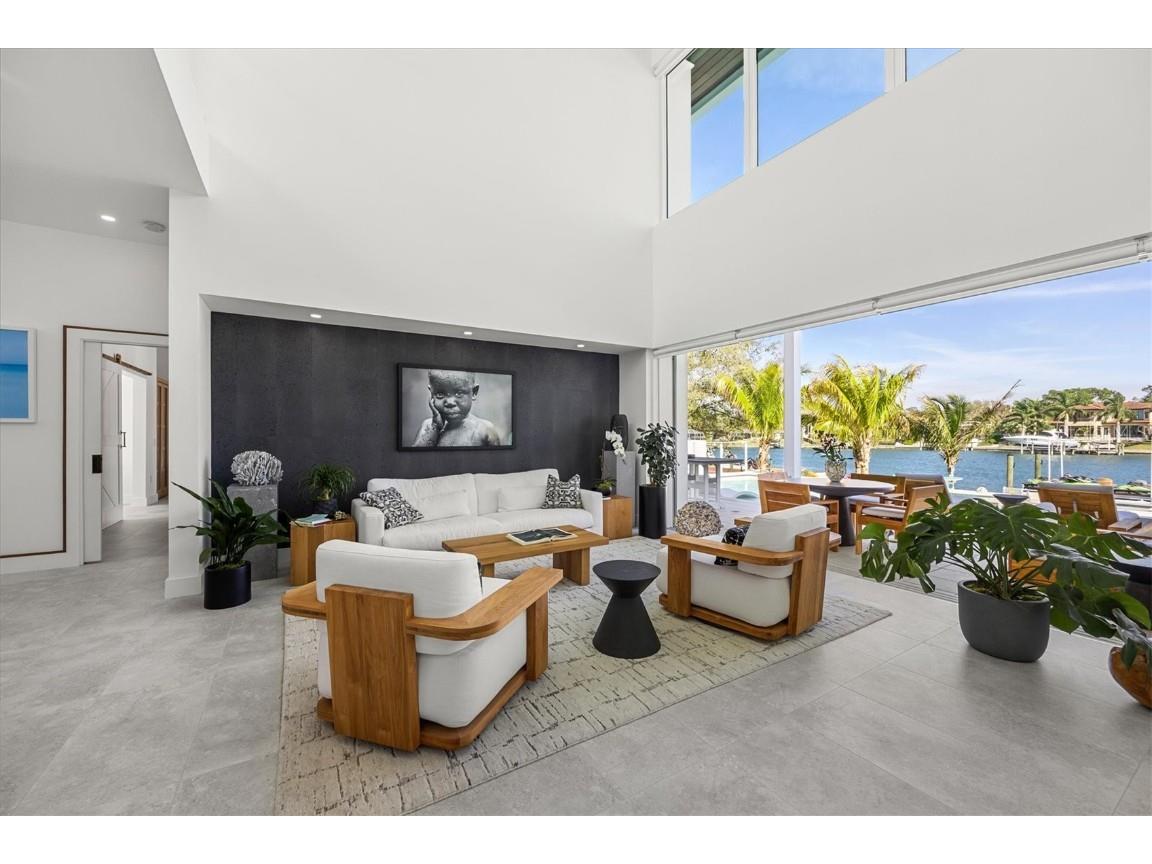 3631 San Remo Terrace Sarasota FL 34239 A4669078 image9