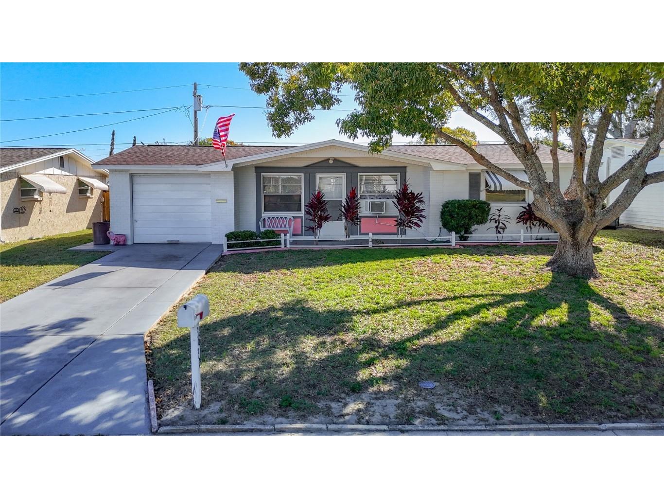 3632 Pensdale Drive New Port Richey FL 34652 W7873184 image1