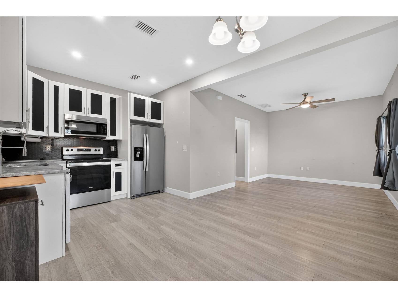 3633 Main Street Sanford FL 32771 O6371995 image9