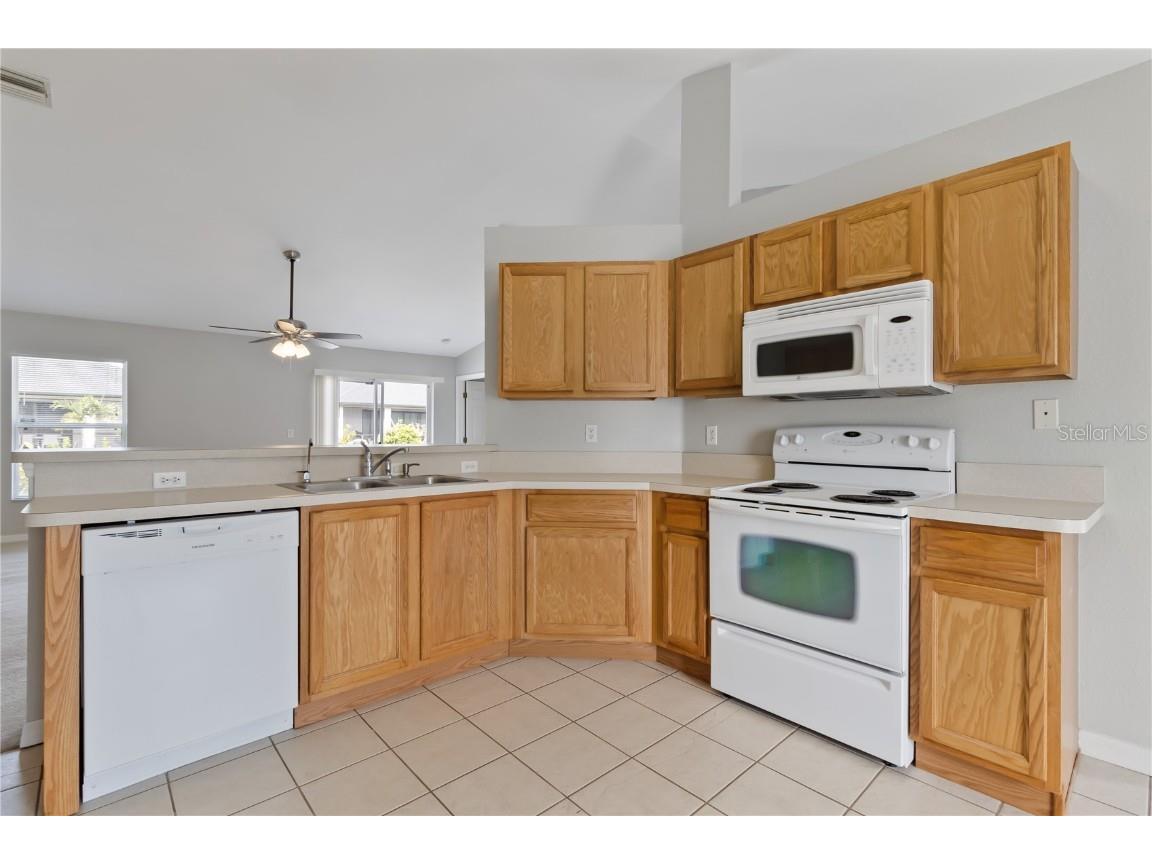 3633 Point Street North Port FL 34286 C7516339 image16