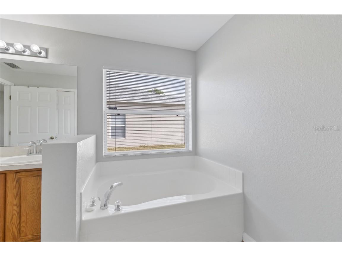 3633 Point Street North Port FL 34286 C7516339 image25