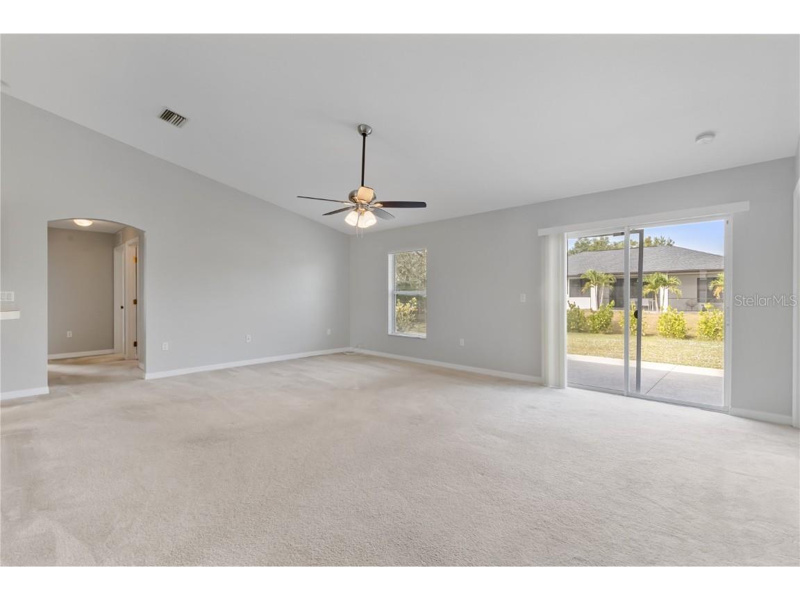 3633 Point Street North Port FL 34286 C7516339 image9