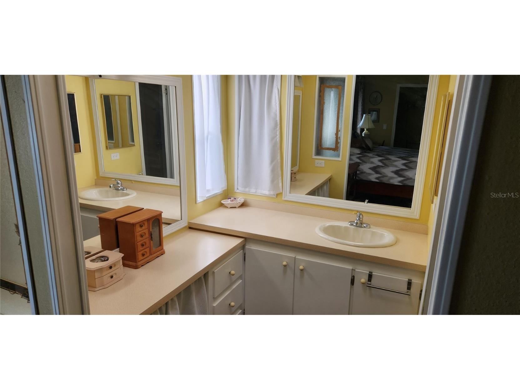 36330 Le Sabre Way Zephyrhills FL 33541 TB8445423 image16