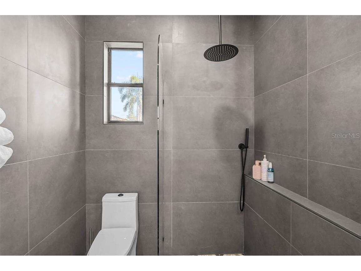 3635 80th Drive E Sarasota FL 34243 A4672698 image14