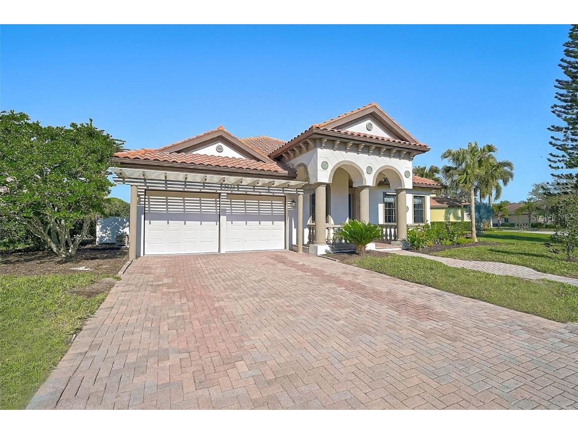 3635 80th Drive E Sarasota FL 34243 A4672698 image2