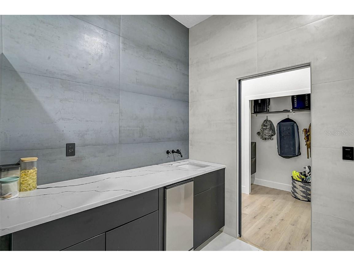 3635 80th Drive E Sarasota FL 34243 A4672698 image33