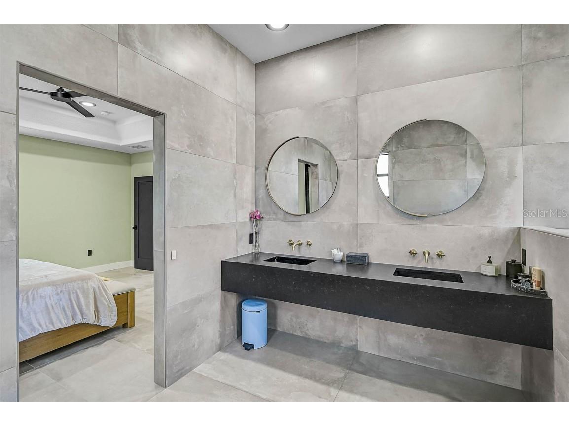 3635 80th Drive E Sarasota FL 34243 A4672698 image40