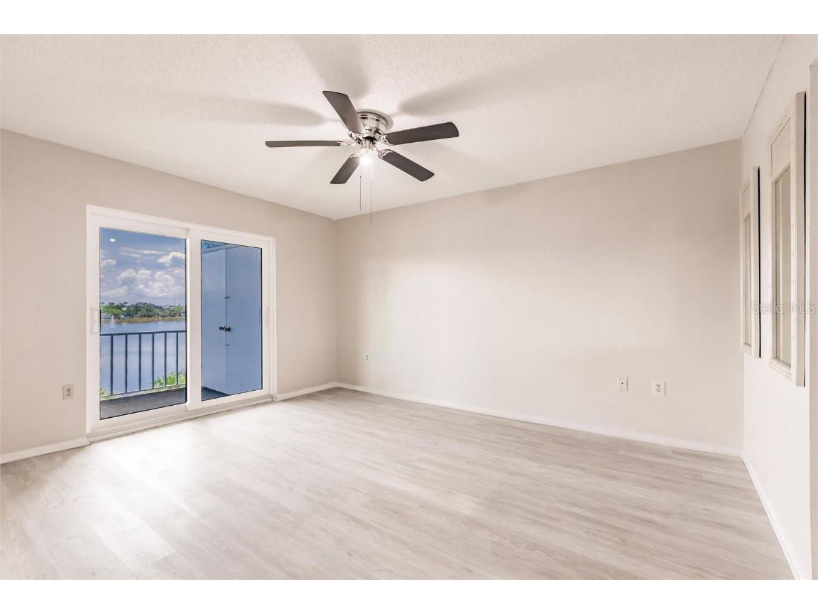 3635 Lake Bayshore Drive #J-410 Bradenton FL 34205 A4656505 image13