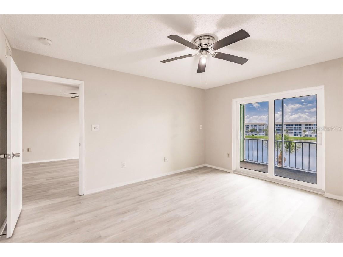 3635 Lake Bayshore Drive #J-410 Bradenton FL 34205 A4656505 image14