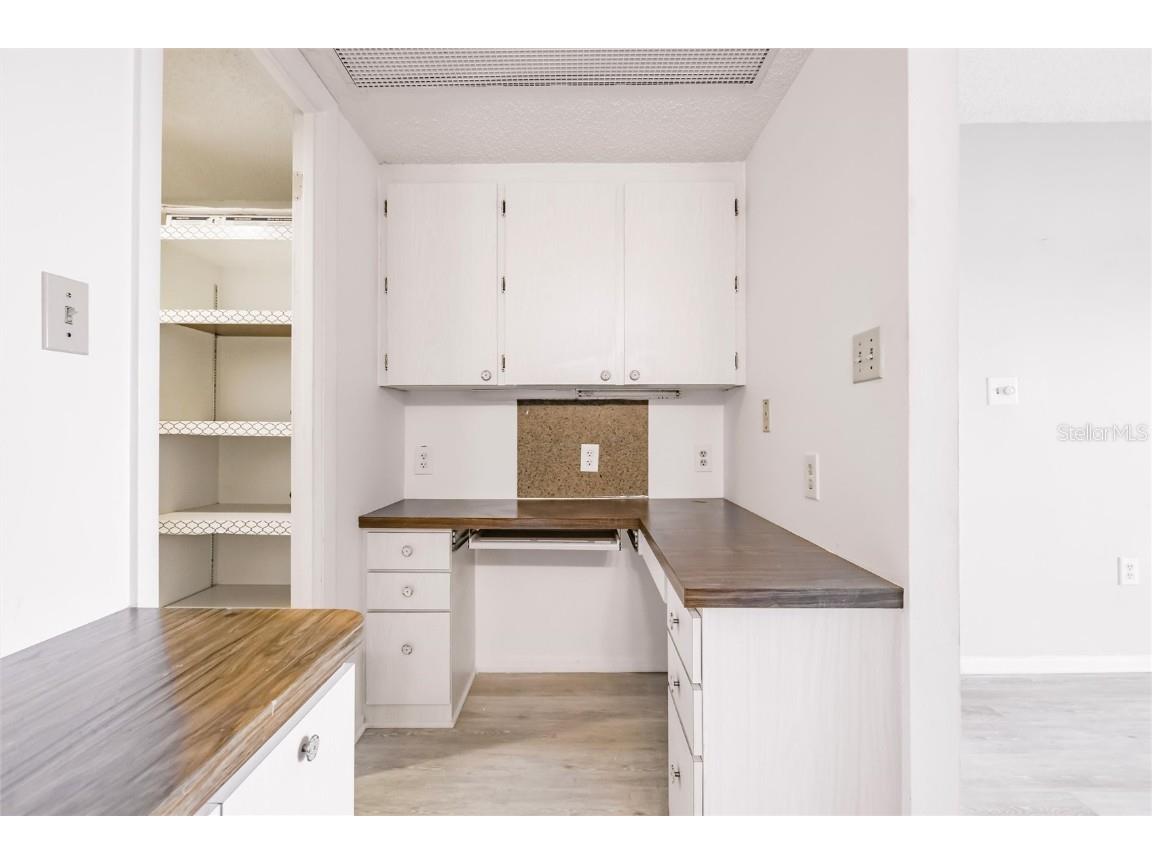 3635 Lake Bayshore Drive #J-410 Bradenton FL 34205 A4656505 image20