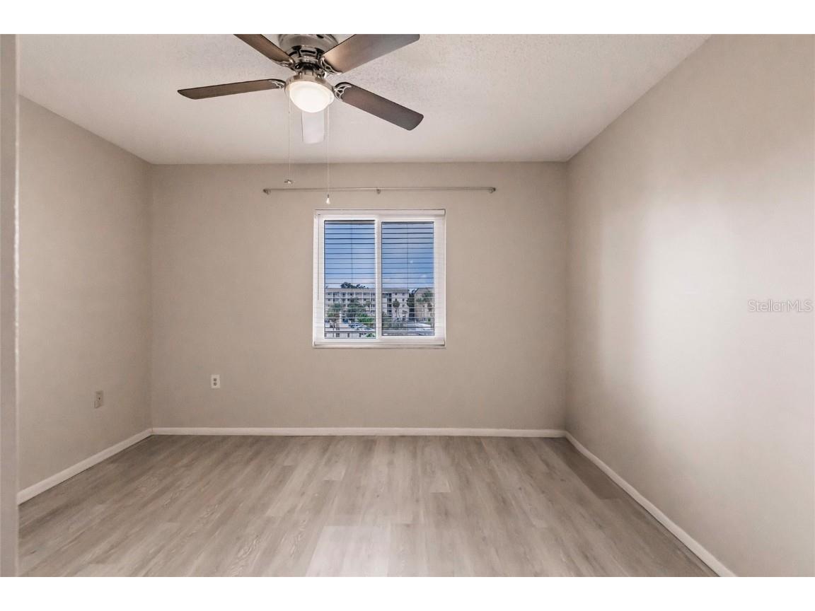 3635 Lake Bayshore Drive #J-410 Bradenton FL 34205 A4656505 image22