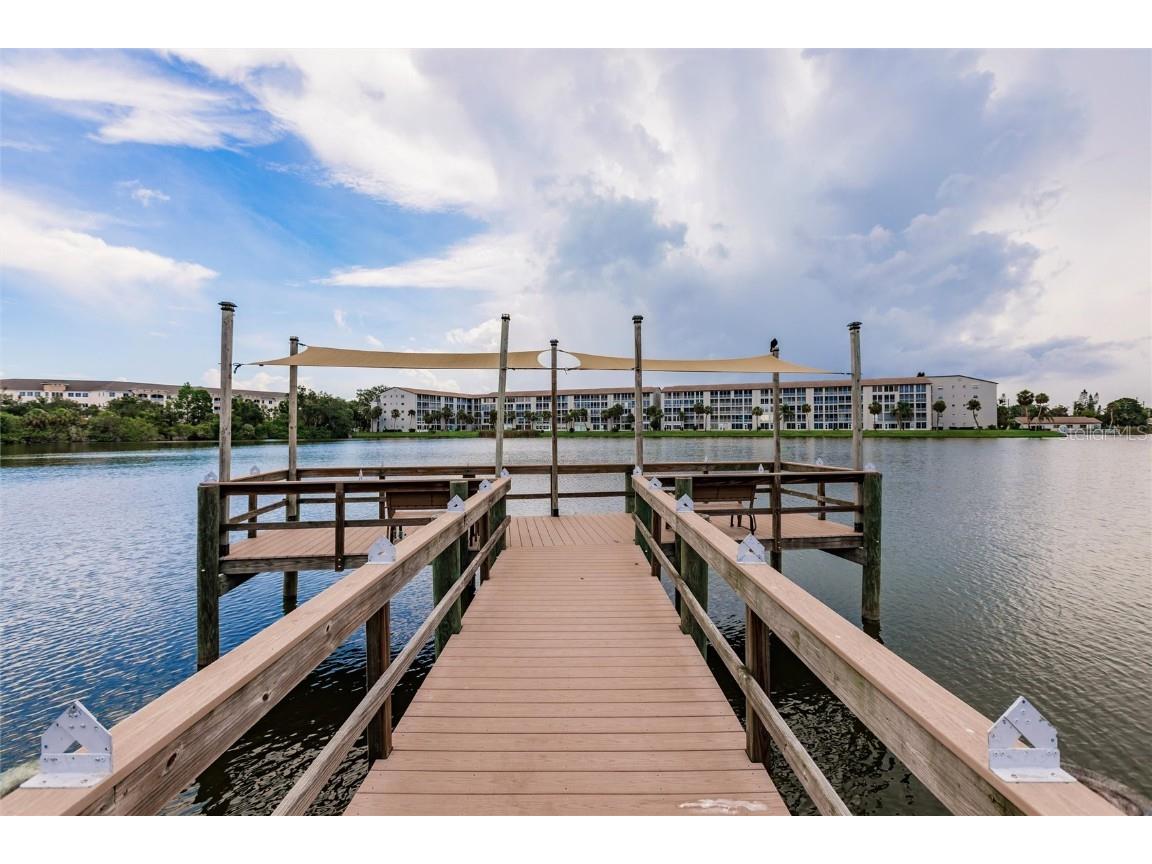 3635 Lake Bayshore Drive #J-410 Bradenton FL 34205 A4656505 image50