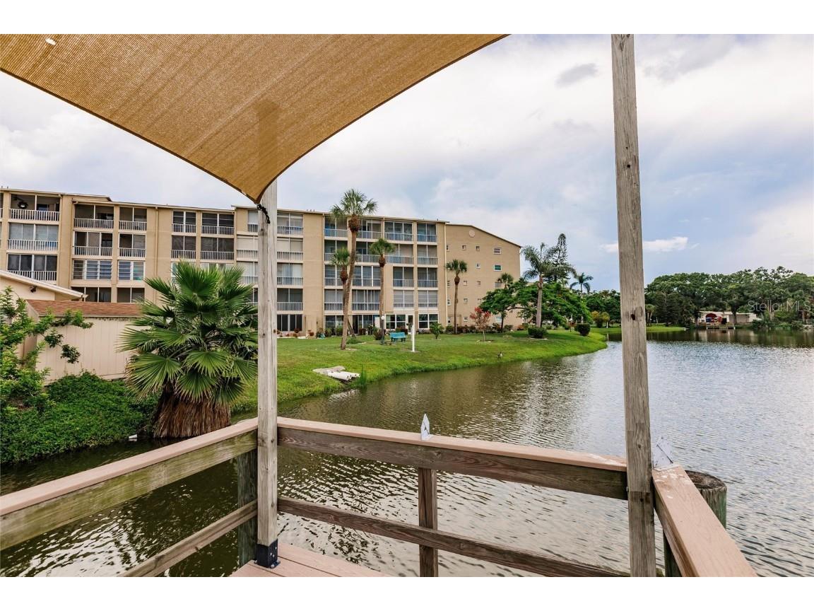 3635 Lake Bayshore Drive #J-410 Bradenton FL 34205 A4656505 image51