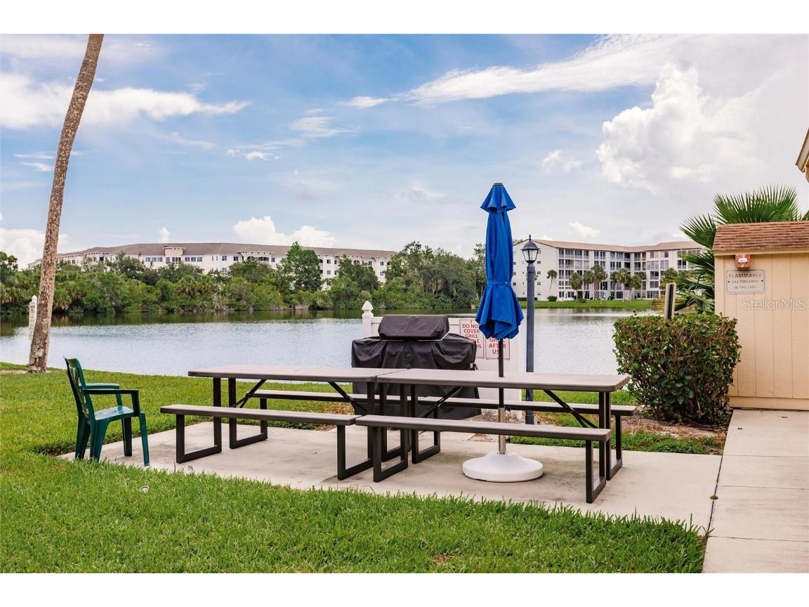 3635 Lake Bayshore Drive #J-410 Bradenton FL 34205 A4656505 image54