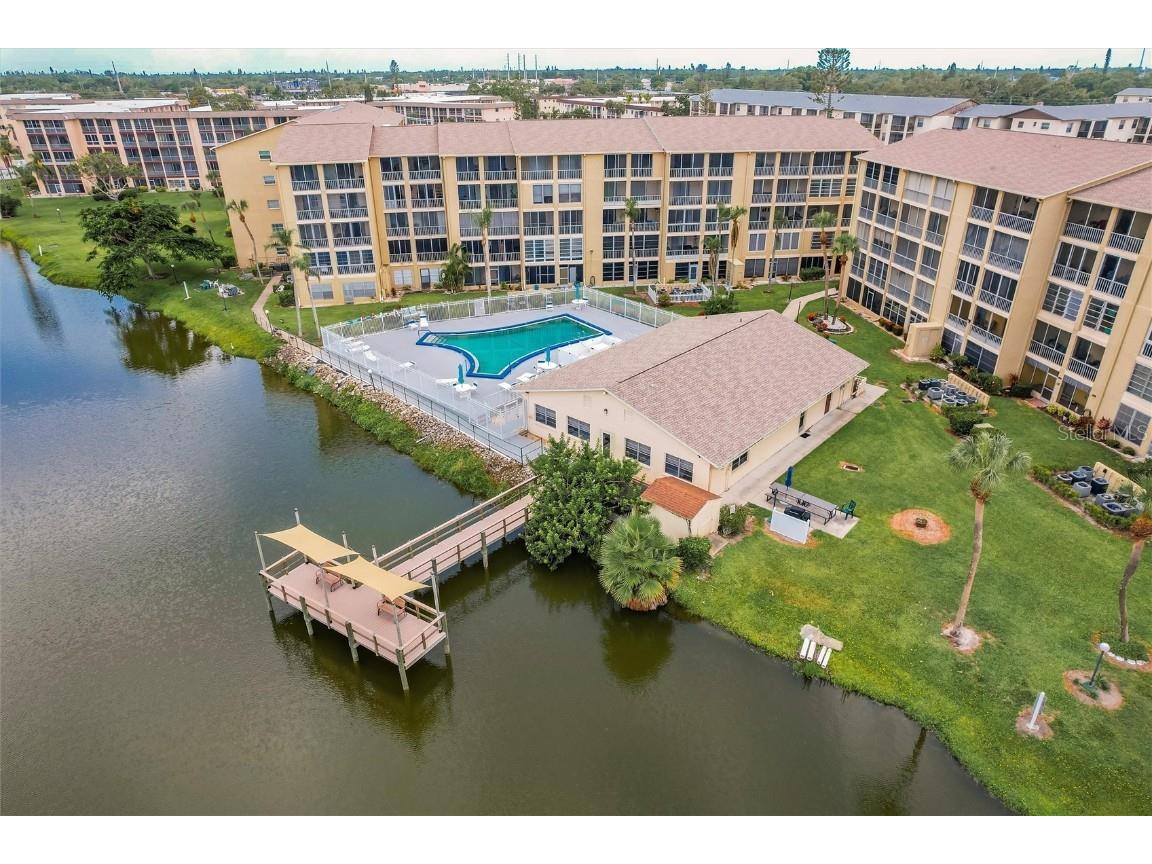 3635 Lake Bayshore Drive #J-410 Bradenton FL 34205 A4656505 image62