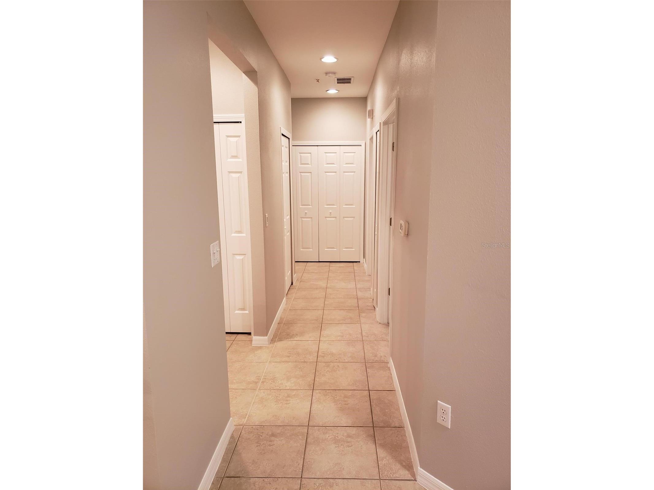 3635 Parkridge Circle #10-101 Sarasota FL 34243 O6413418 image12