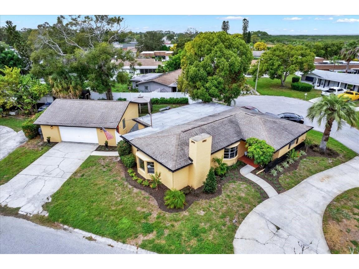 3635 Wiltshire Drive Holiday FL 34691 T3479137 image1