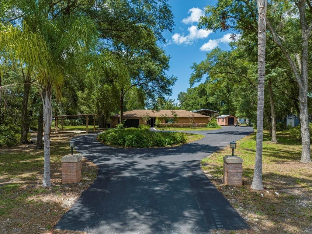 36351 Clinton Avenue Dade City FL 33525 T3451161 image1
