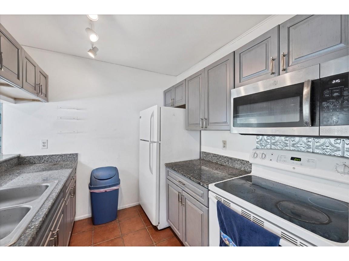 3636 59th Avenue W Bradenton FL 34210 A4673886 image9