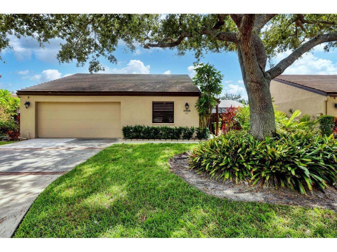3638 Glen Oaks Manor Drive Sarasota FL 34232 A4665816 image1