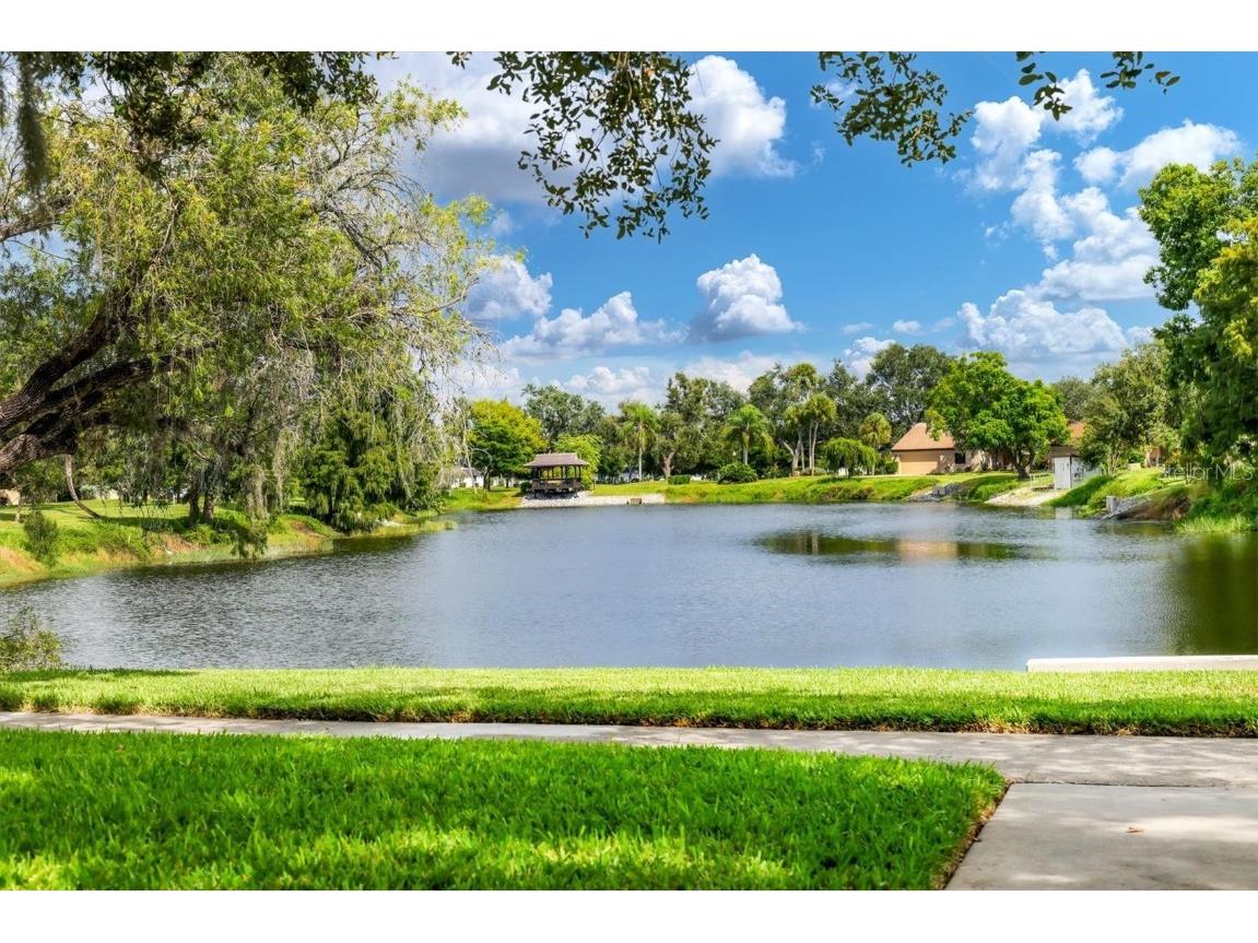 3638 Glen Oaks Manor Drive Sarasota FL 34232 A4665816 image2