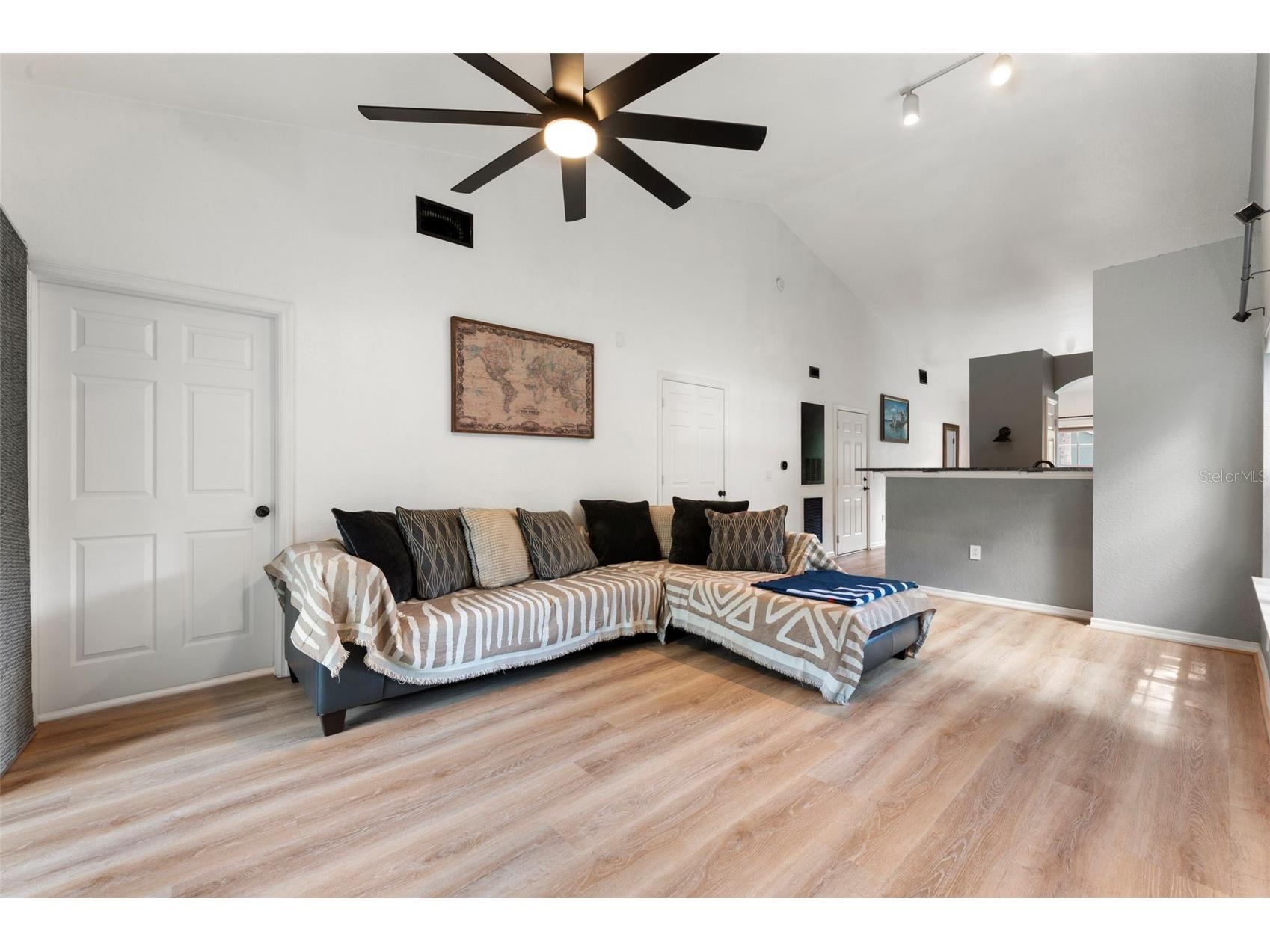 3638 Trafalgar Way #101 Palm Harbor FL 34685 TB8514773 image9