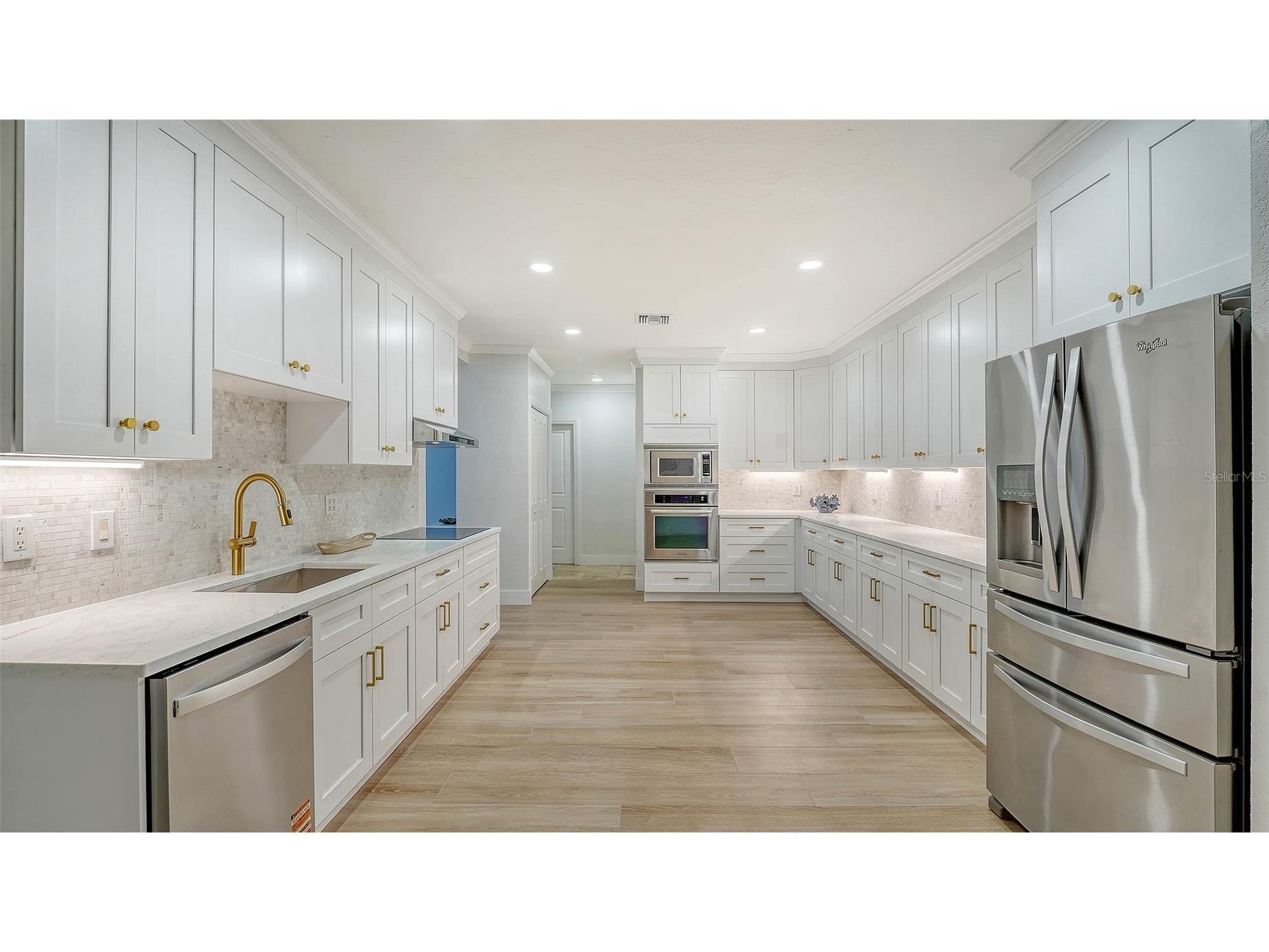 3639 Beneva Oaks Boulevard Sarasota FL 34238 A4660540 image12