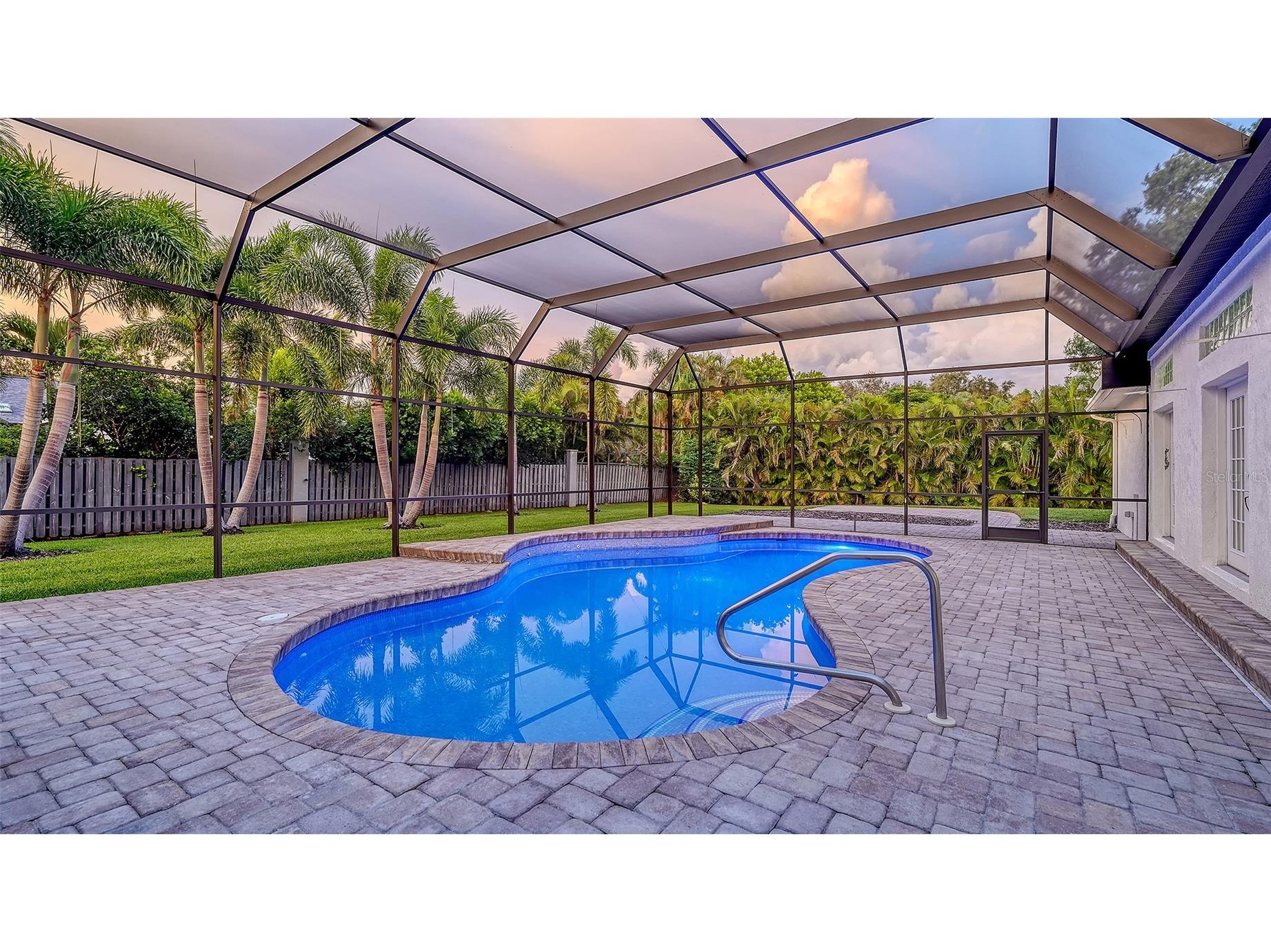 3639 Beneva Oaks Boulevard Sarasota FL 34238 A4660540 image40