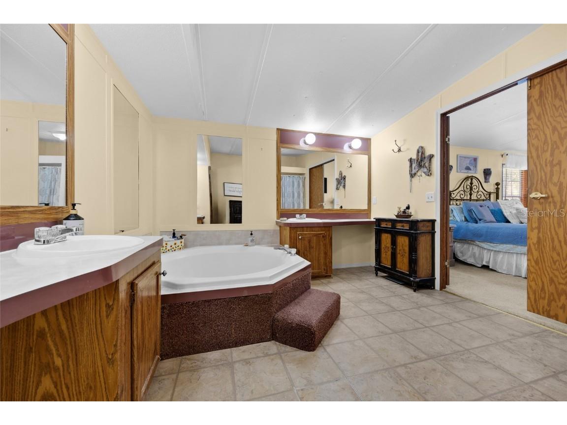 3639 NE 80th Avenue High Springs FL 32643 GC535382 image17