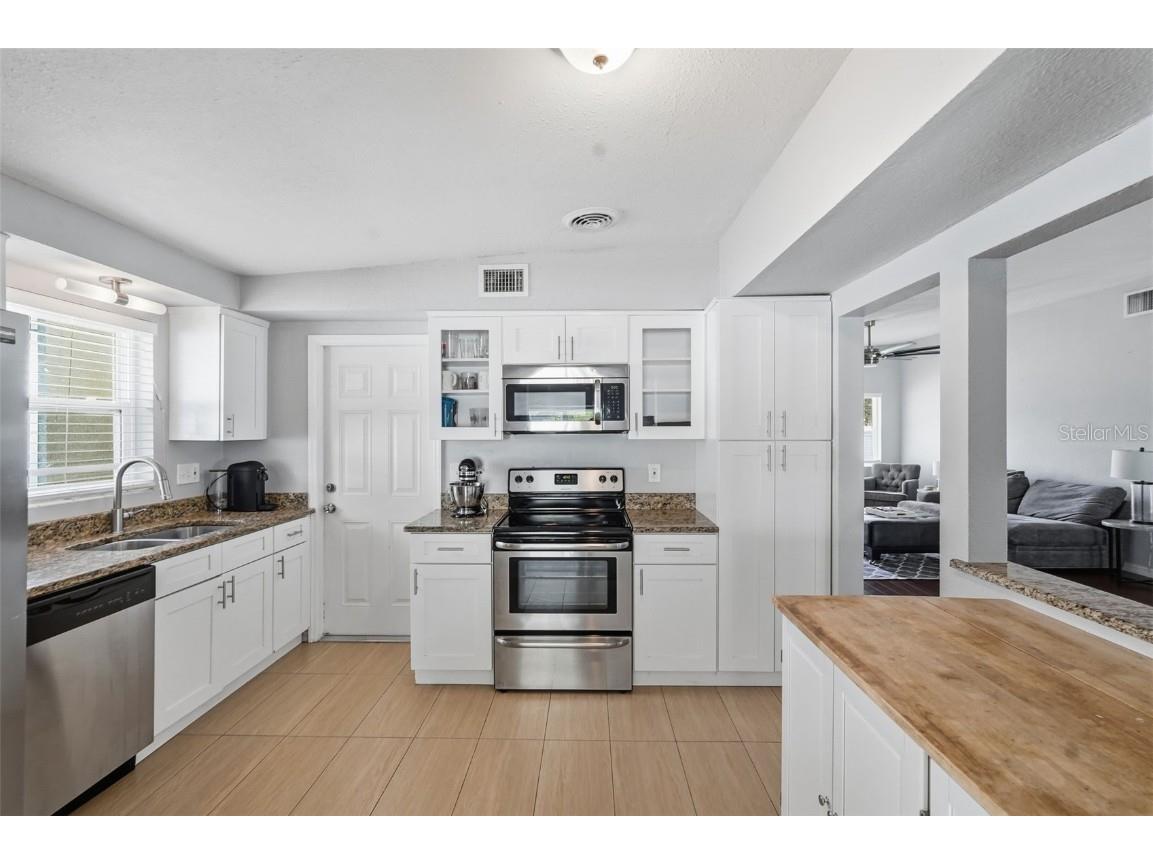 364 Barlow Lane Largo FL 33770 TB8447895 image16