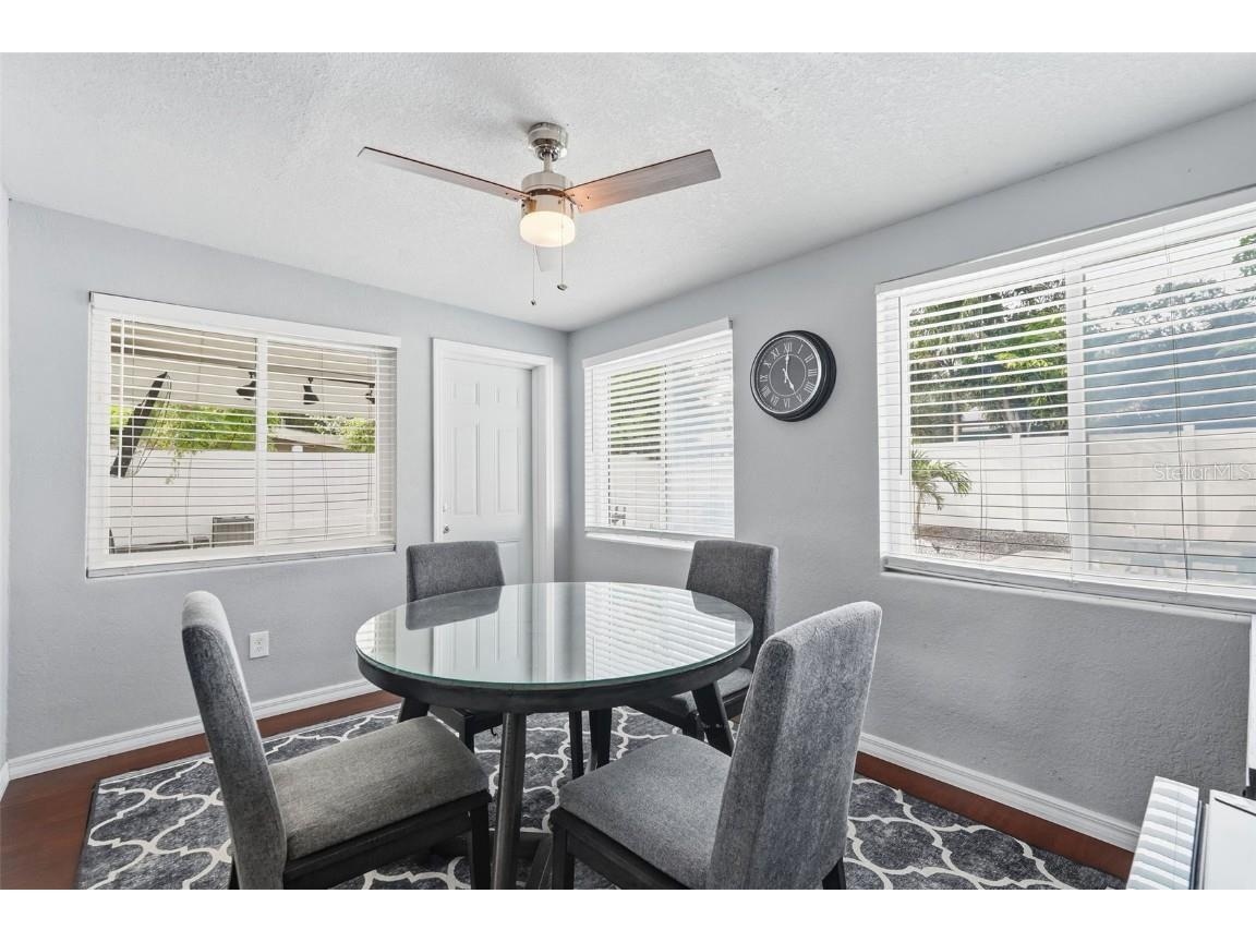 364 Barlow Lane Largo FL 33770 TB8447895 image23