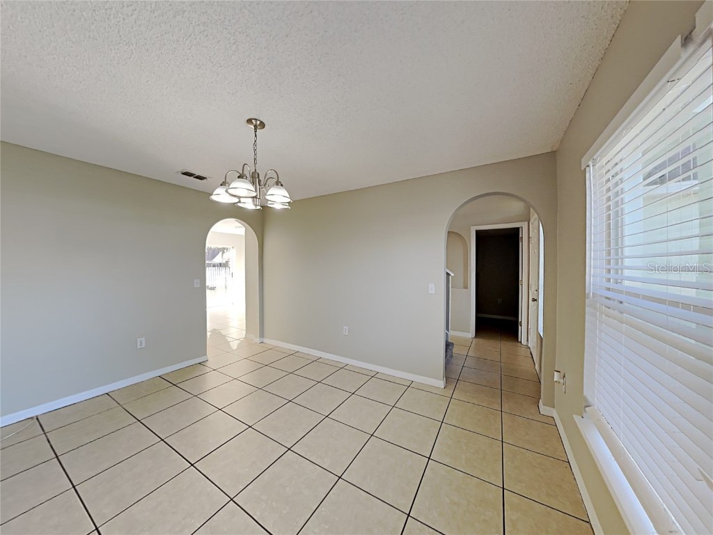 364 Chelmsford Court Kissimmee FL 34758 C7517827 image3