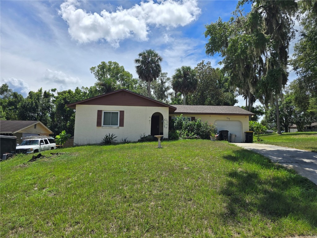 364 Dixson Street Orange City FL 32763 V4944752 image1