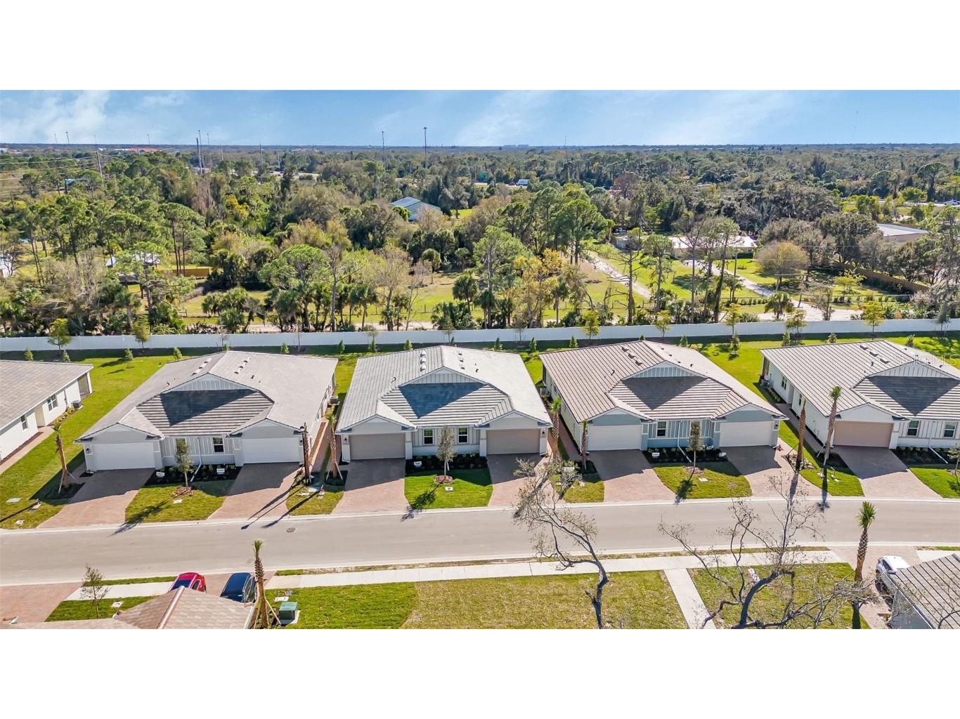 364 Ibiza Loop Venice FL 34292 C7489750 image1