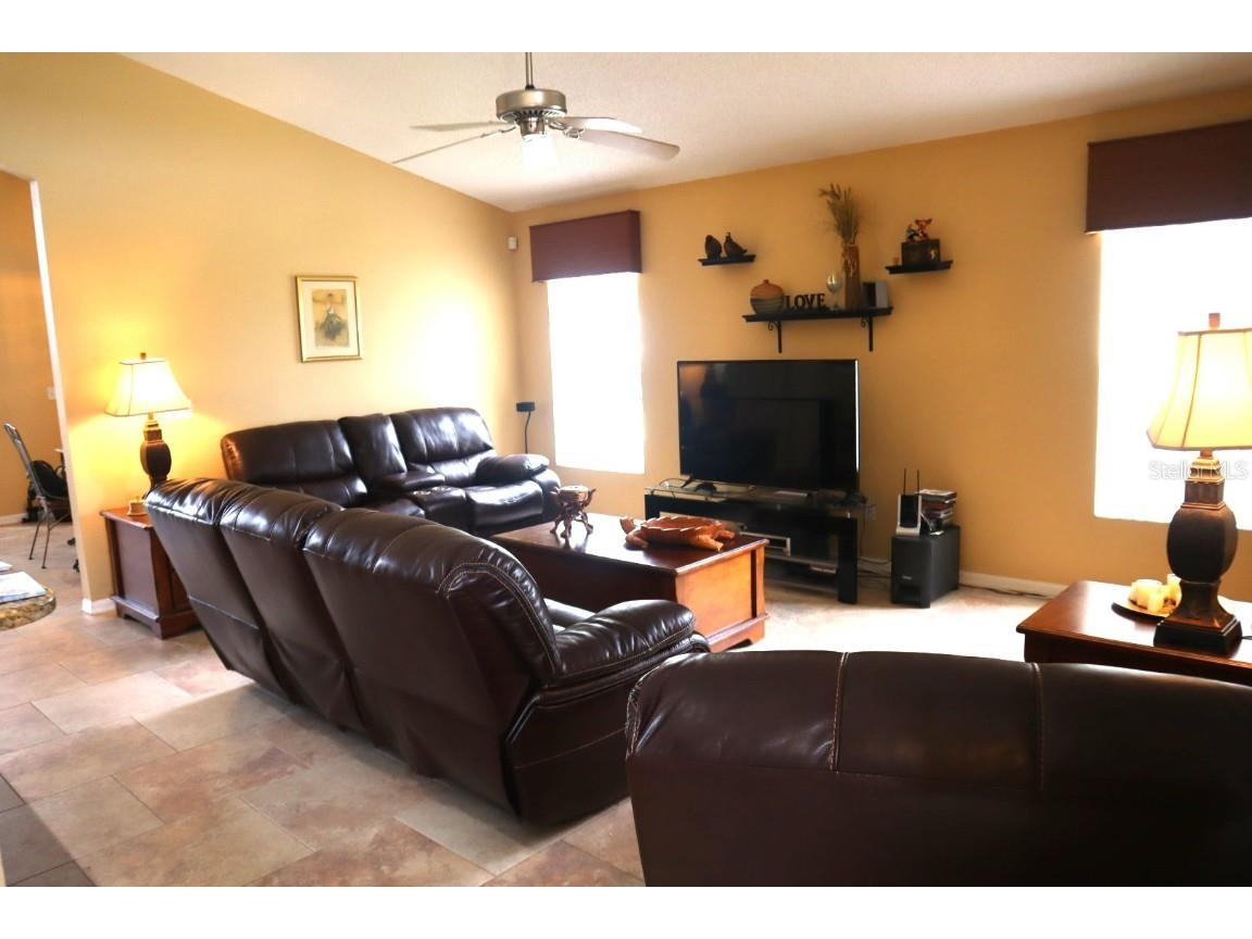 364 Lockbreeze Dr Davenport FL 33897 O6337459 image13